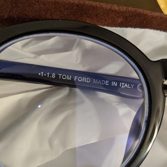 Tom Ford Unisex Glasses - Picture 6 of 8